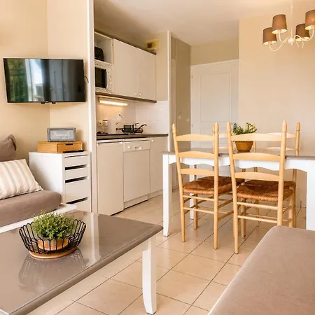 Sejour Au Calme Avec Vue Sur Le Golf - 5 Pers Apartmán *